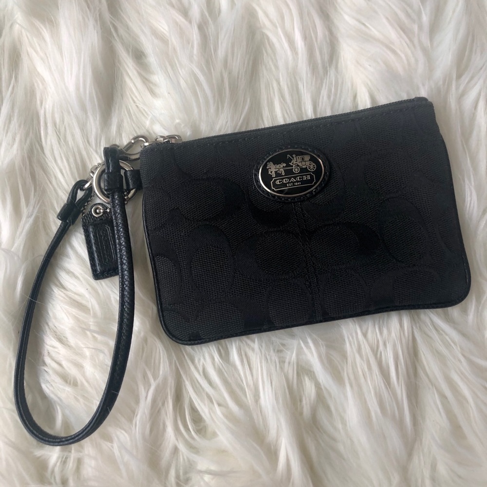 Small Coach wristlet